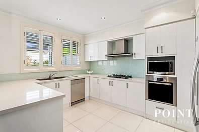 18 Breakfast Point Boulevard, Breakfast Point, NSW 2137, 3房, 3浴, Townhouse