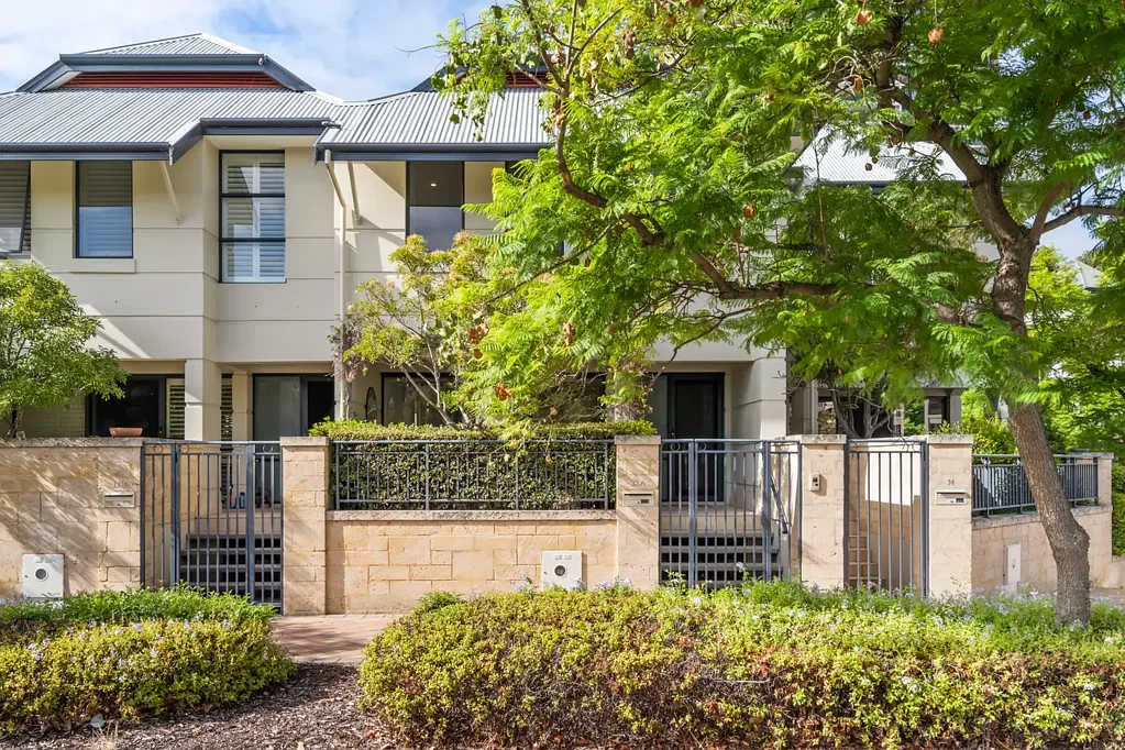 Subiaco 4房  An Elegant and Flexible Urban Retreat in Subiaco