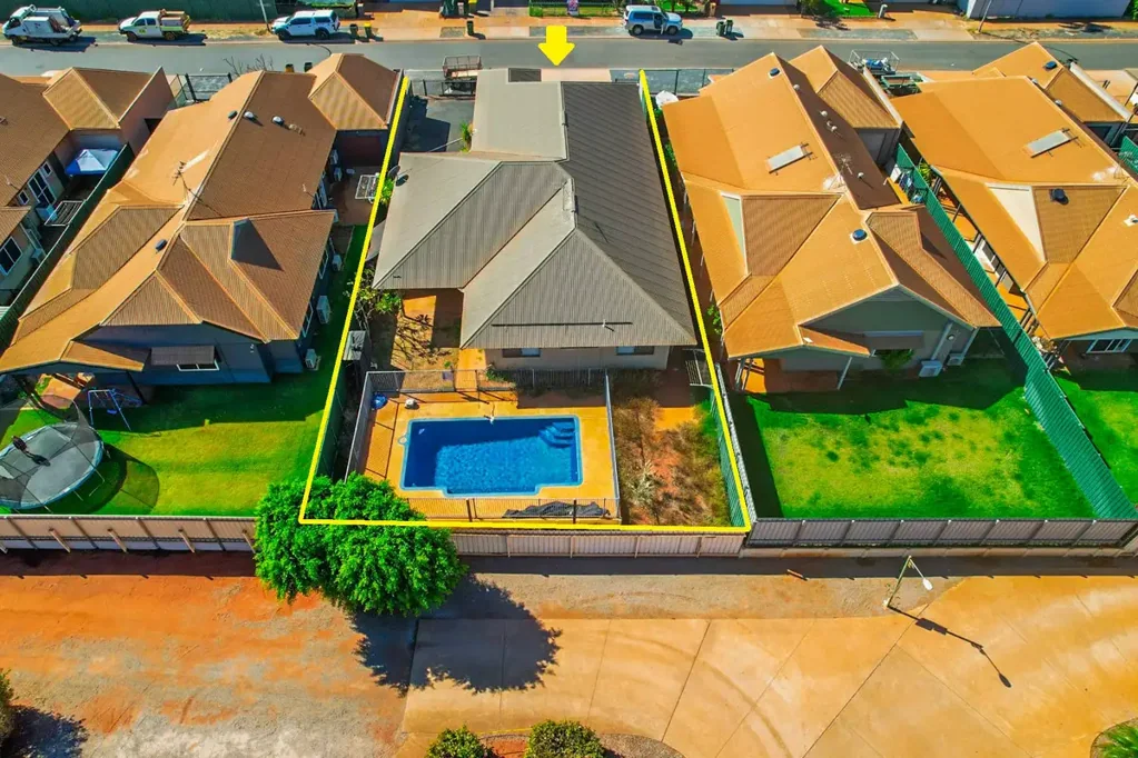 South Hedland 3બેડરૂમ WHEN NEW & MODERN MEETS LARGE & STYLISH... THEN ADD A BELOW-GROUND POOL! 🏡🌴