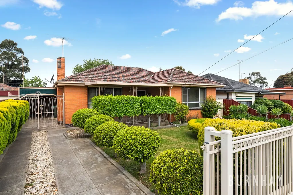 8 Heron Avenue, Sunshine North, VIC 3020