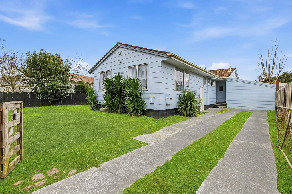 Conifer Grove 4房  613m² Freehold Site with Future Potential