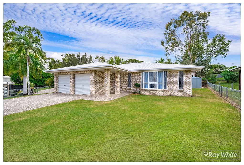 1 Hatte Street, Norman Gardens, QLD 4701