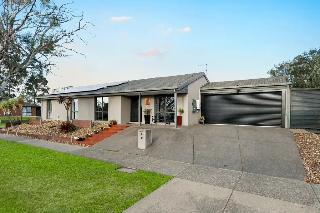 Comfortable Living in the Heart of Cranbourne North