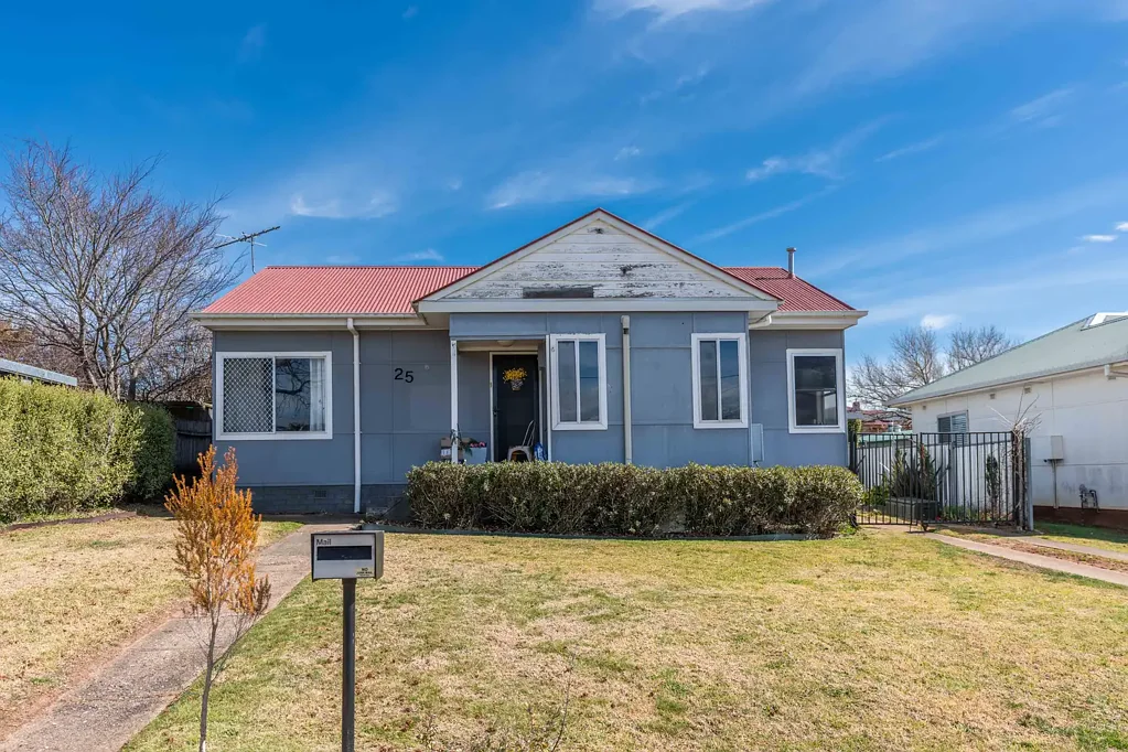 25 Tobruk Crescent, Orange, NSW 2800