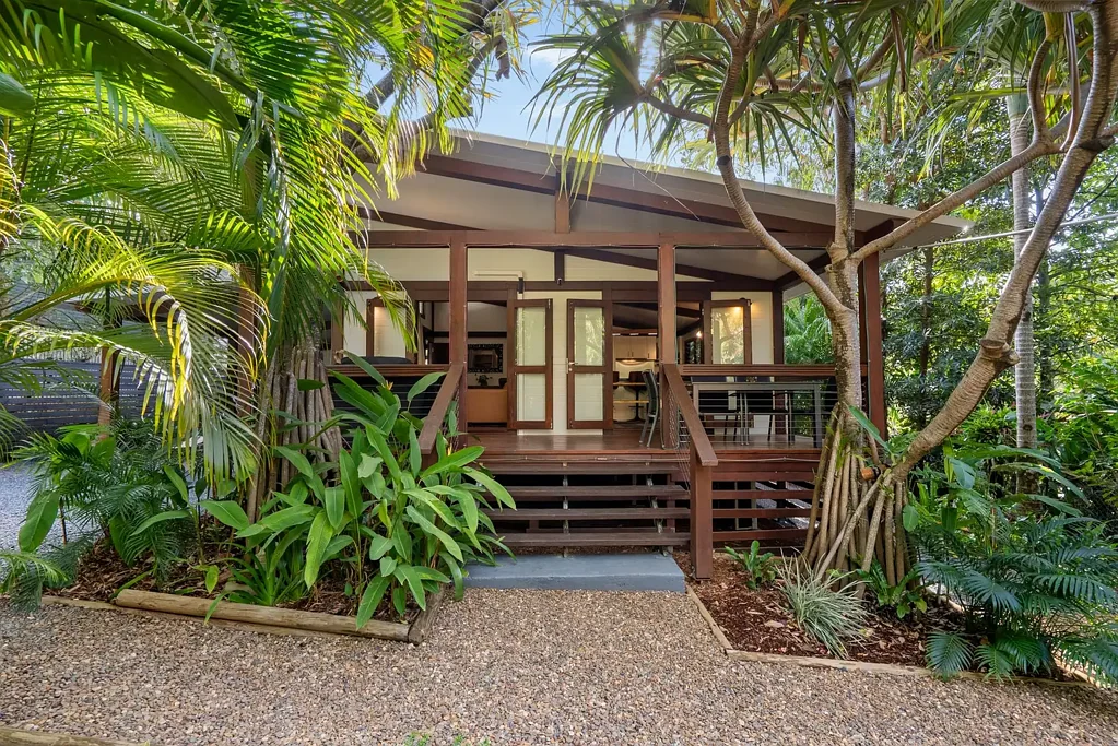 41 Brighton Road, Macleay Island, QLD 4184