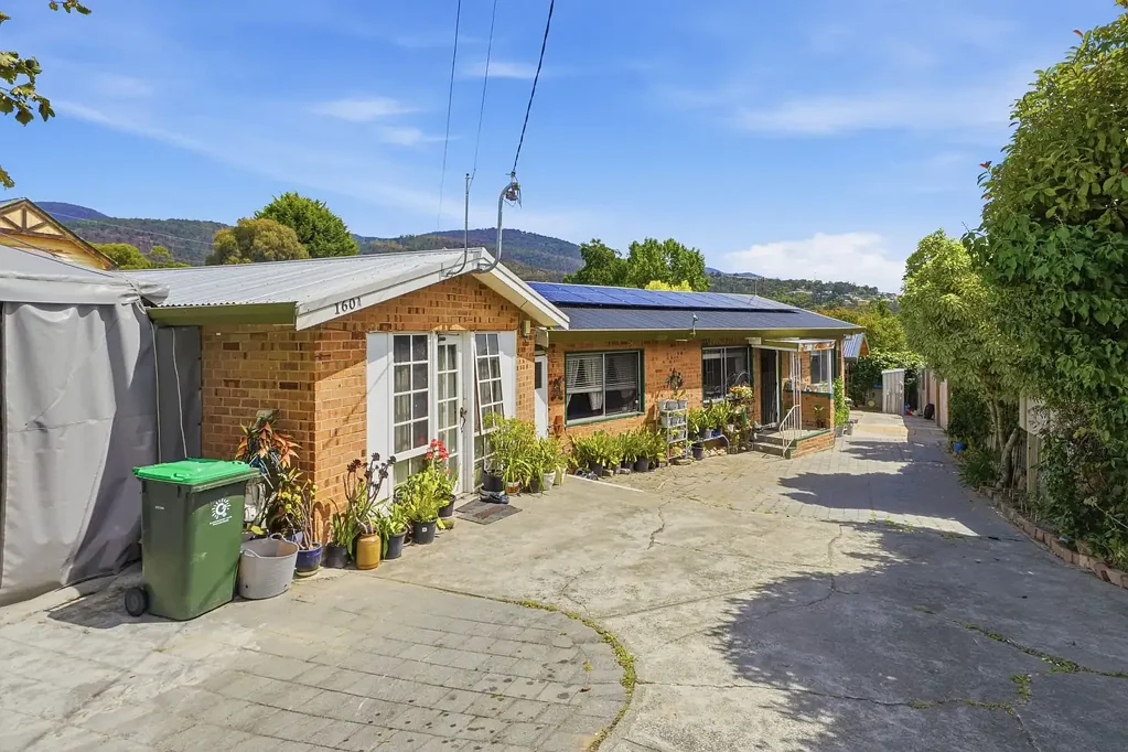 Large Tidy Home in a great location