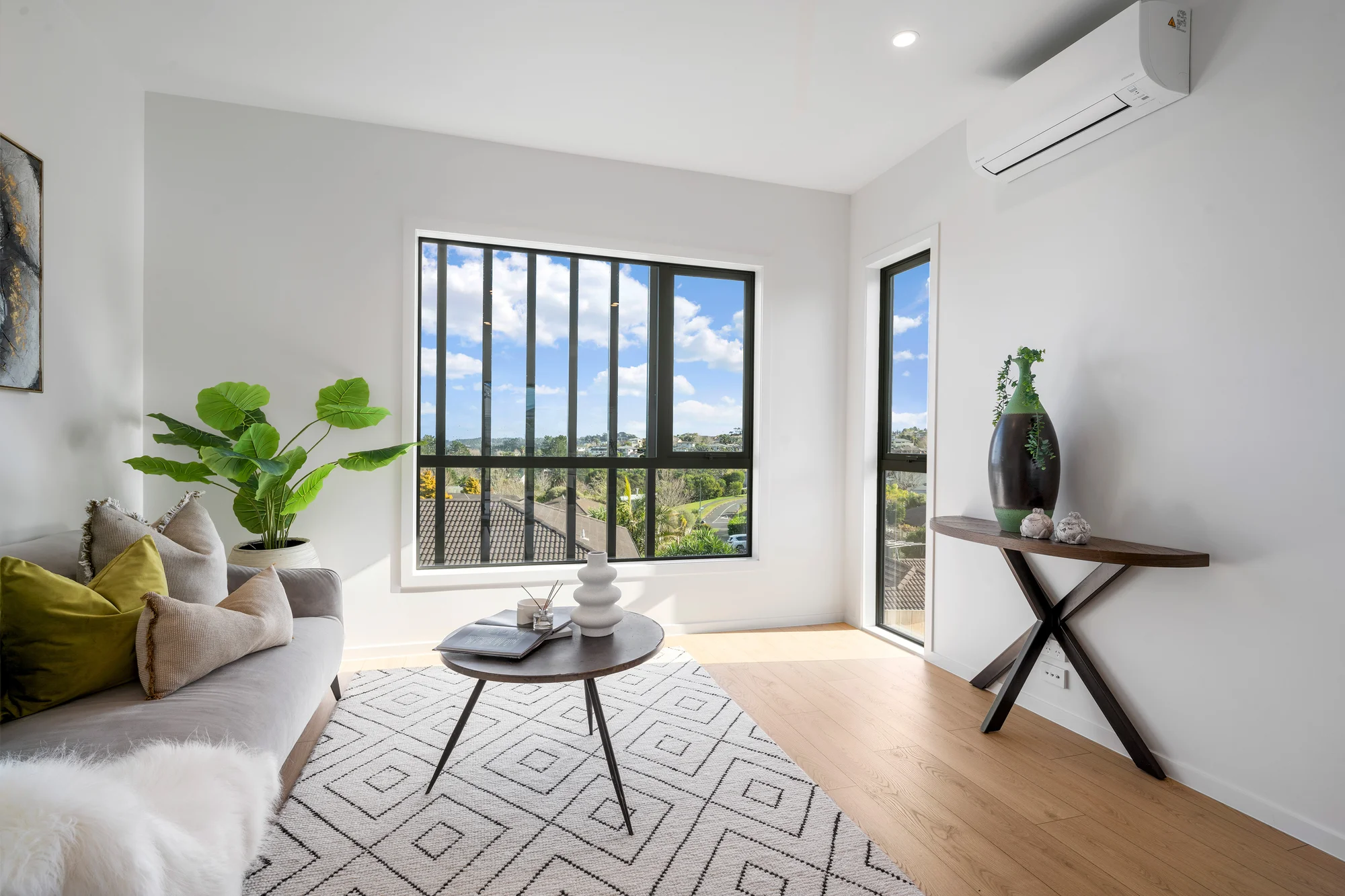 Northcross 3Phòng ngủ Beautiful & Brand New 2-3bed Move In Now
