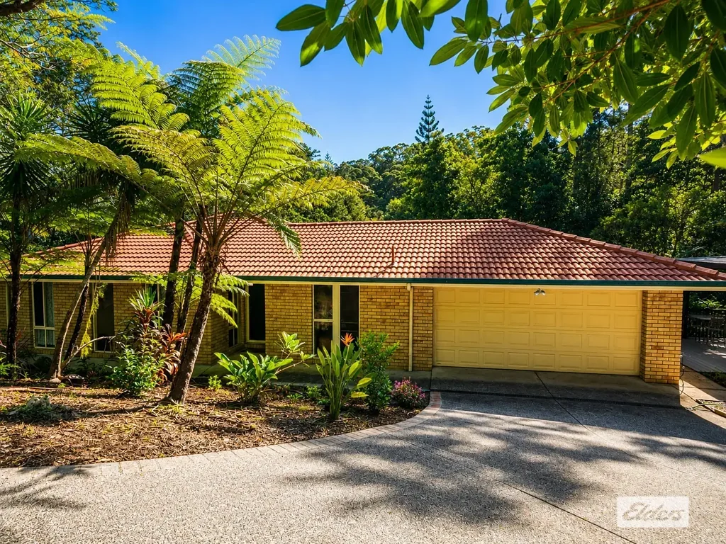 North Arm 4침실 A Private 4 Bedroom Family home, 5.6 Acres (5 Minutes to Town)