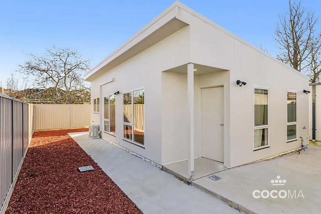 Modern 2-Bedroom Granny Flat with Utilities Included
