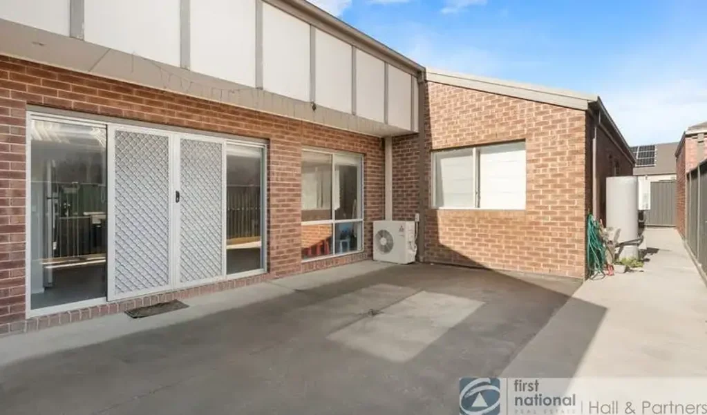 Contemporary Family Comfort