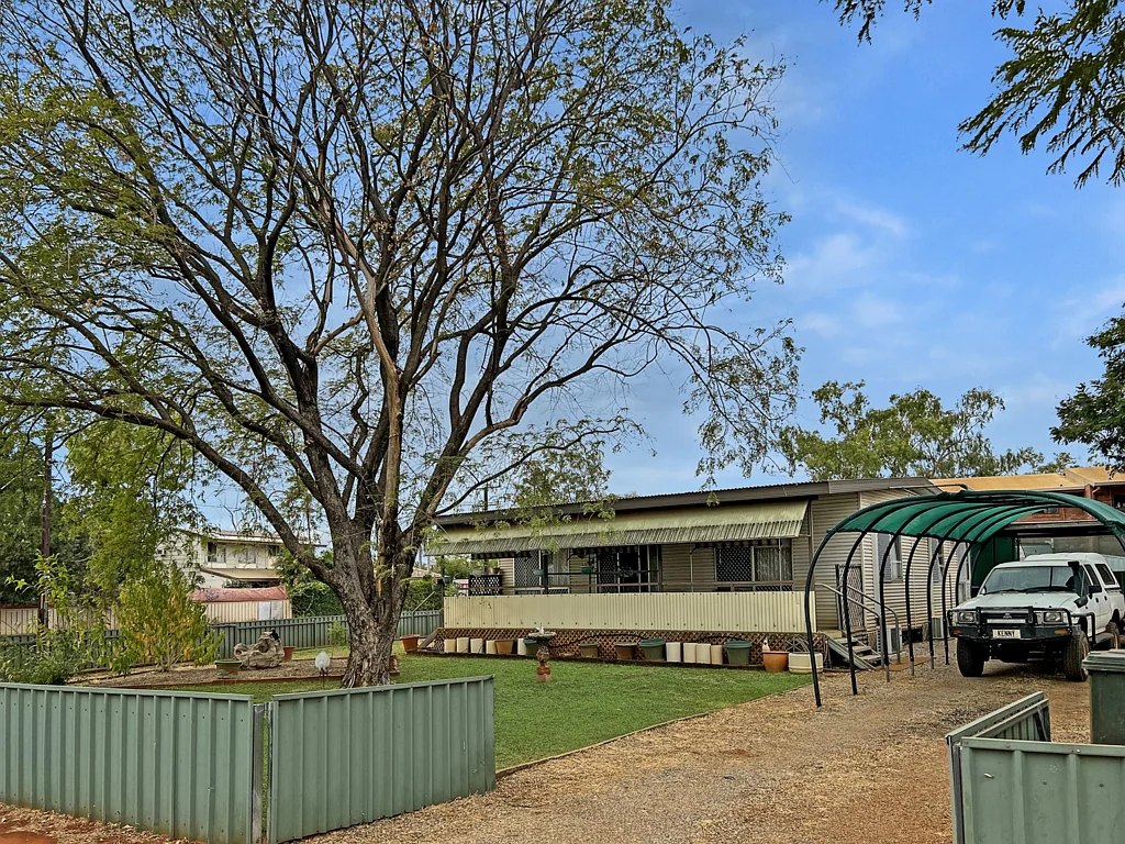 Katherine 3침실 A Home Owners Delight - Vacant Possession Available