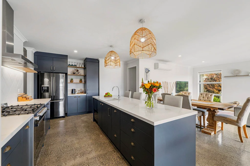 Omokoroa 4 Slaapkamer Peaceful Living with Style, Space & Scenic Beauty