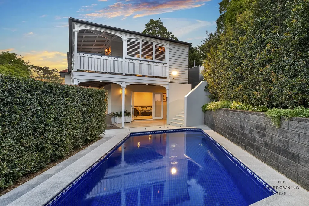 Taringa 5Zimmer Timeless Character, Style and Elevated City Views