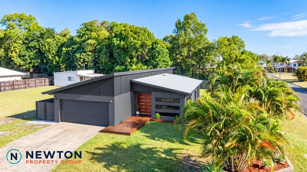 South Mission Beach 4Kwarto Freshly Updated Poolside Living, a Walk from South Mission Beach