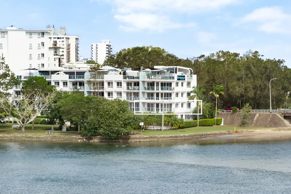 Maroochydore 2房  Absolute Riverfront: Footsteps to Park, Boat Ramp, Sandy Beach!