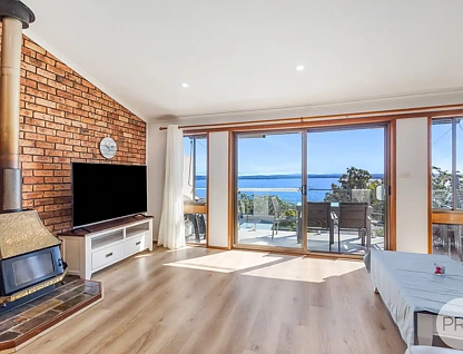 1/9 Wallawa Road, Nelson Bay, NSW 2315, 4房, 3浴, Apartment