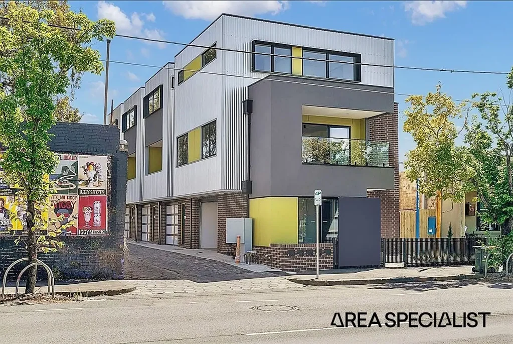 Clifton Hill 5ਬੈੱਡਰੂਮ The Brief: 5 TOWNHOUSE BLOCK IN THE HEART OF CLIFTON HILL