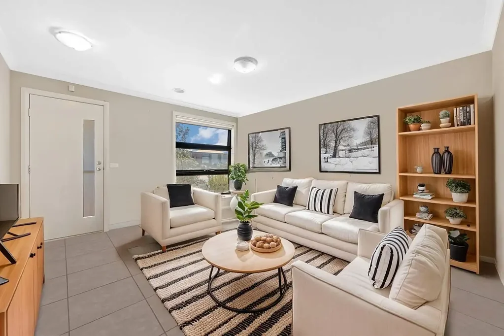 Melton South 4ਬੈੱਡਰੂਮ Stylish, Spacious & Ready to Move In – Ideal for First Home Buyers & Investors