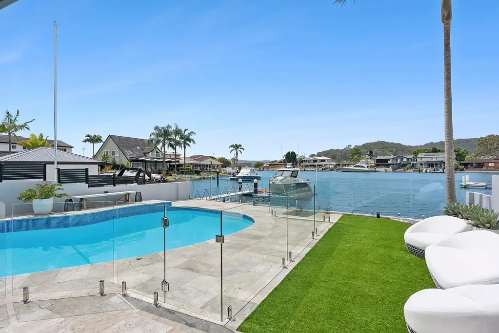 117 Helmsman Blvd, St Huberts Island, NSW 2257