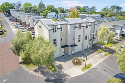 2 Verdale Circle, Glen Eden