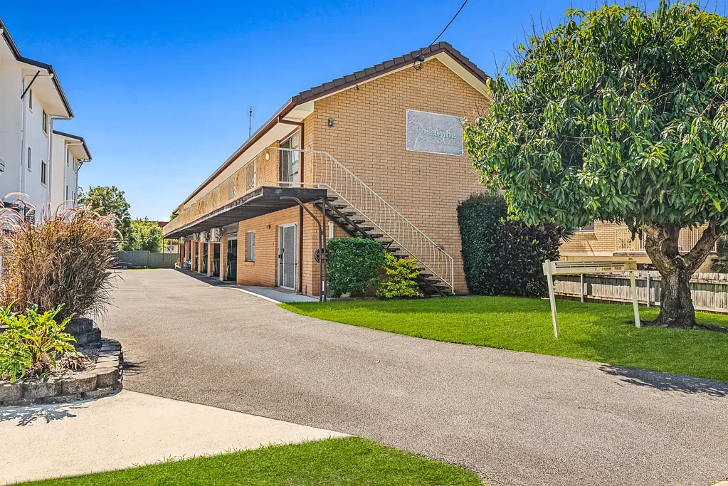 2/70 Mclean Street, Coolangatta, QLD 4225