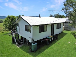 24 Roseberry Street, Woodenbong