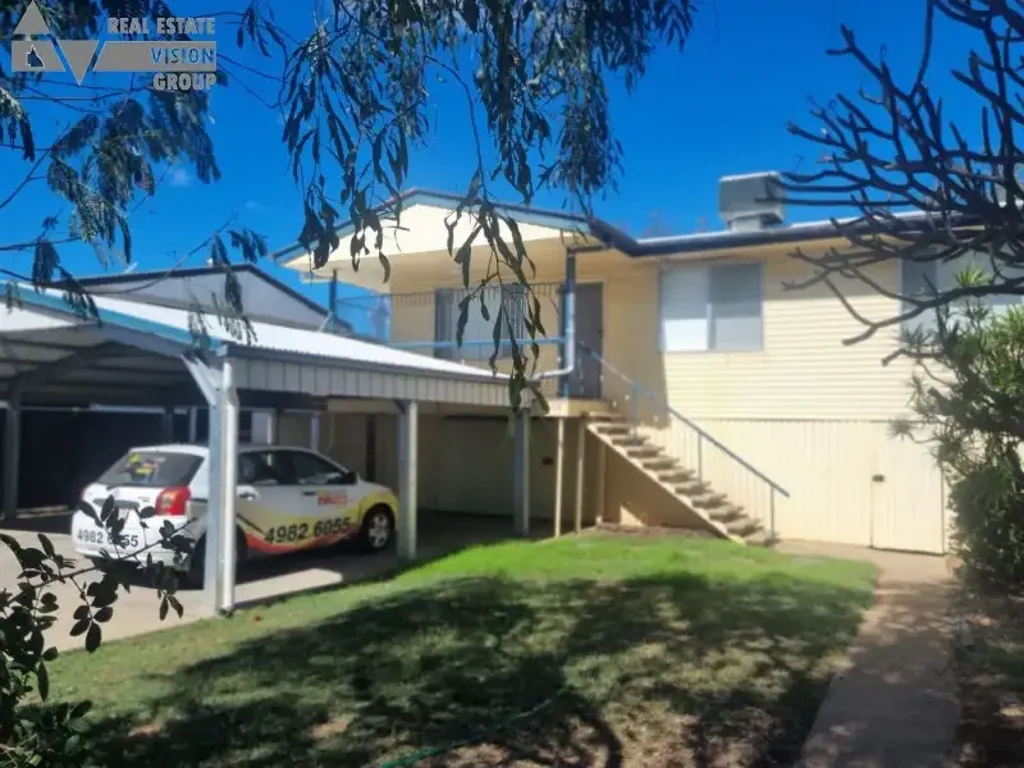 19 Fig St, Blackwater, QLD 4717, 3 Bedrooms, 1 Bathrooms, House