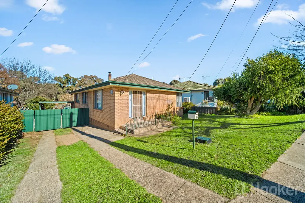39 Gilmore Place, Queanbeyan West, NSW 2620