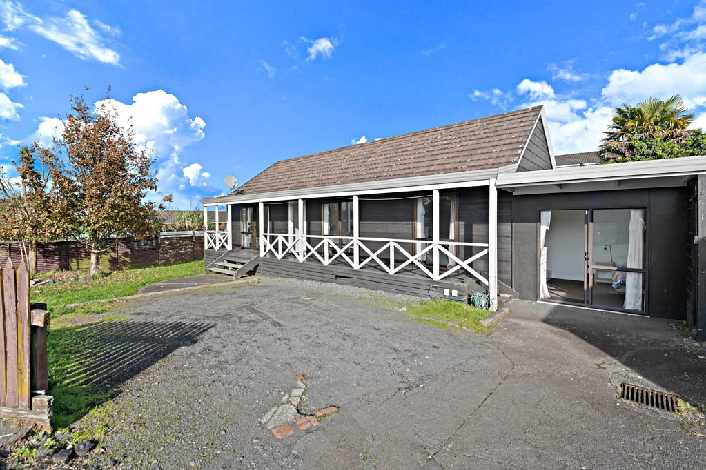 Manurewa 2Phòng ngủ Minor do up in Prime Location
