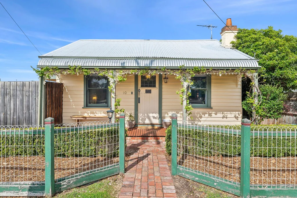1/10 Westmoreland Street, St Albans Park, VIC 3219