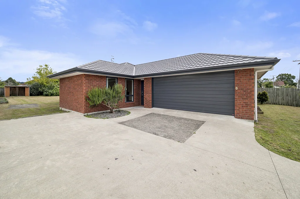 Hillcrest 3房  Modern Comfort, Space and Sunshine