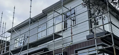 奥克兰又爆烂尾案：开发商破产，欠款超千万，承包商集体讨薪