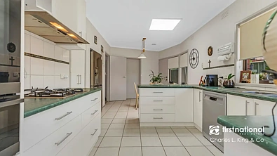 Kusina - 1 STRATTON CT, ECHUCA VIC 3564