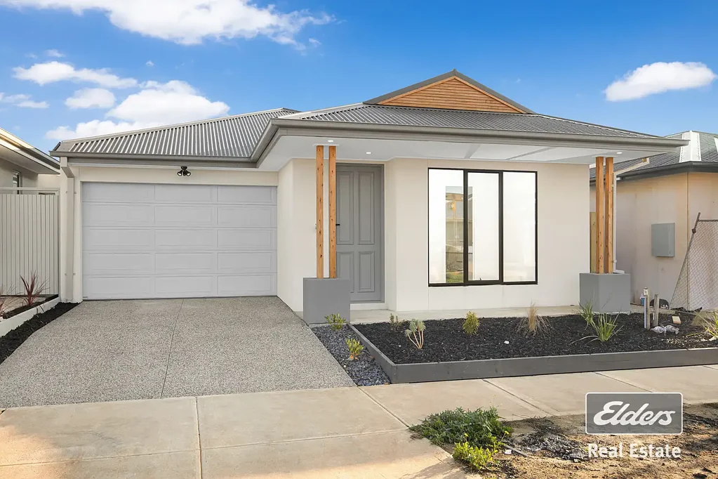 Werribee 4ห้องนอน Brand New Home with 2 Master Bedrooms | Zoned for Werribee Secondary College!!