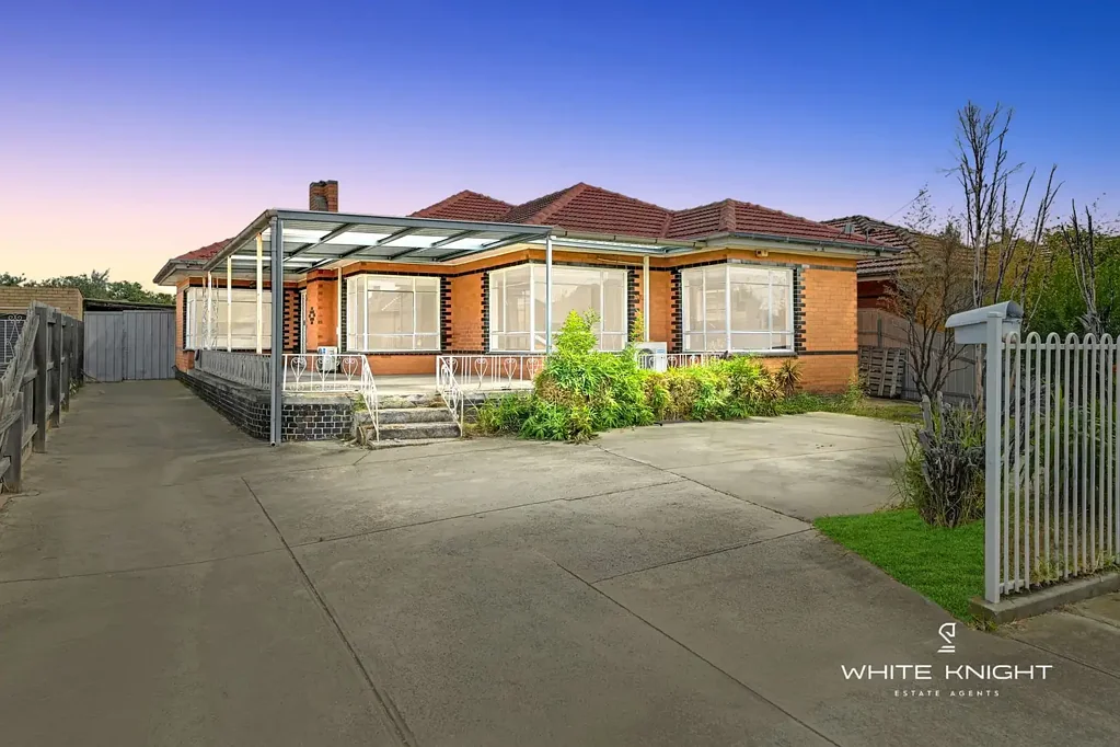 Sunshine West 3chambre Comfort, Space & Lifestyle in a Prime Pocket