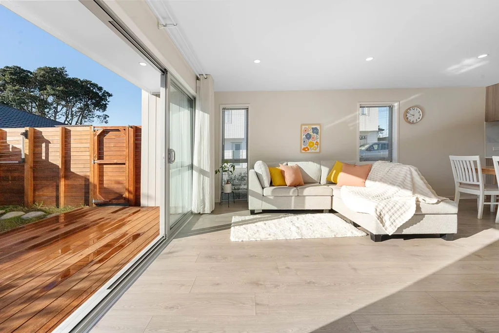 Mount Wellington 3Kwarto Stylish Corner-Site 3-Bedroom Home in Prime Locale