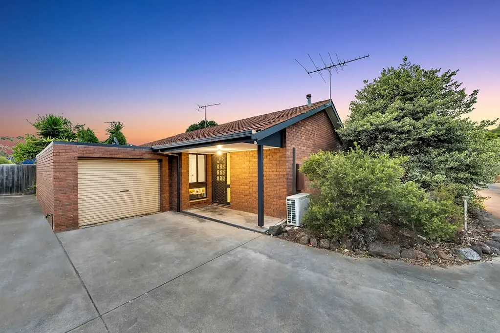 Lara 2침실 Great Family Home for First Home Buyers, Downsizer or Investor