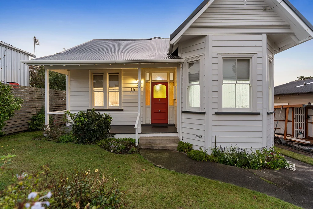 16 Mountain View Road, Western Springs, Auckland City, Auckland