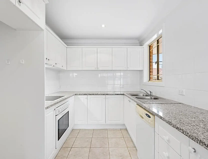 3/7-9 Lisbon Street, Sylvania, NSW 2224, 2 Kuwarto, 1 Banyo, House