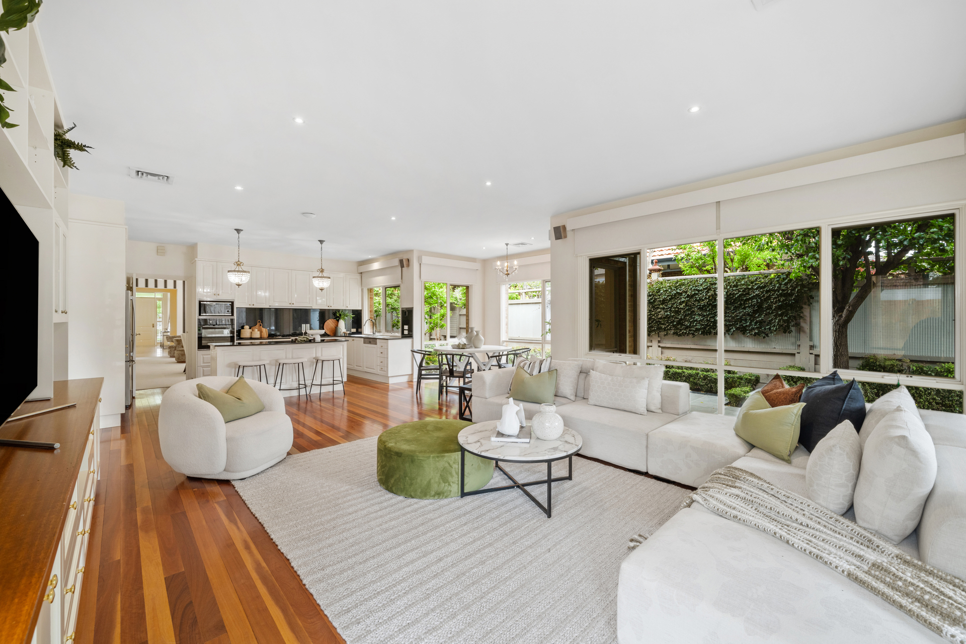 4 BALMORAL AV, STRATHMORE VIC 3041, 0 Bedrooms, 0 Bathrooms, House