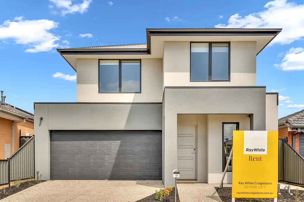 Family Living In A Great Location!
