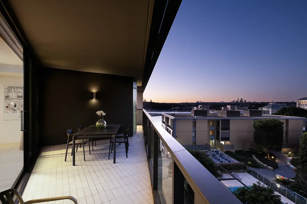 Pyrmont 3غرفة نوم 181sqm of House-Sized Luxury in Jacksons Landing's Acclaimed "Sugar Dock"