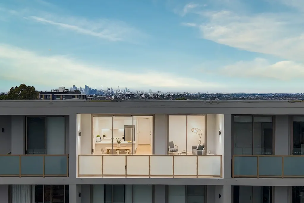 Ryde 1 Bedroom Top Floor Stella Retreat with Sweeping Views & Strong Return