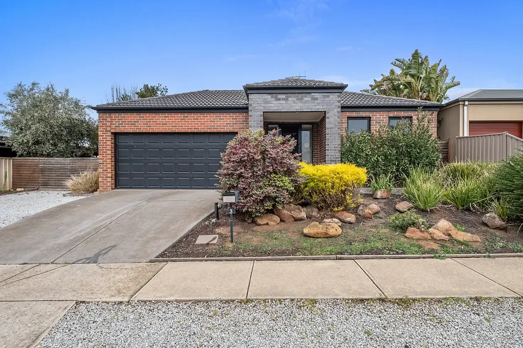 Darley 4 Bedroom STYLISH LIVING IN THE HEART OF DARLEY