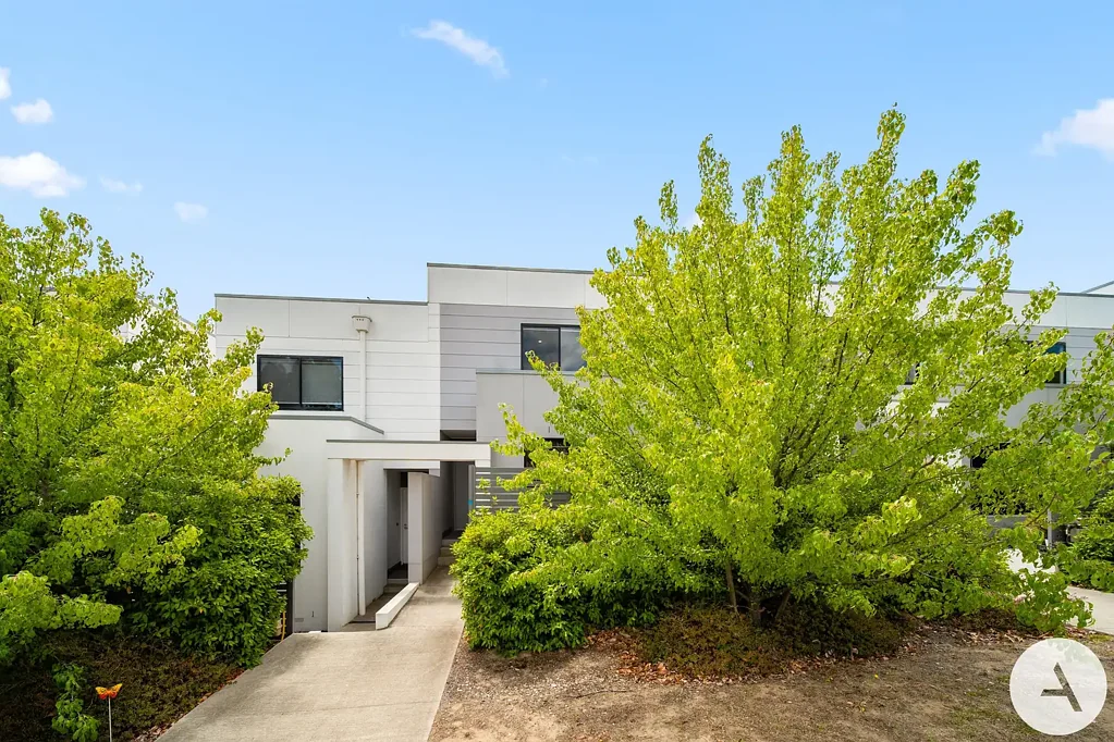 Lawson 3Zimmer Light, Space and Stylish living in the Heart of Lawson - Move-in Ready!