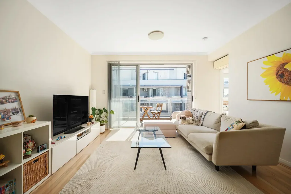 Homebush West 3 Slaapkamer Three Plus Study Top Floor Apartment | Resort Style Facilities | North Aspect