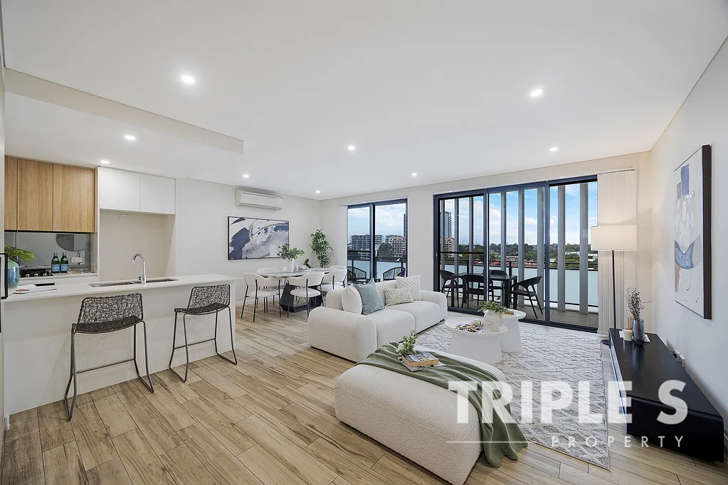 Homebush 2房 Vogue综合体顶层 两居室最大户型 壮丽市景 双阳台 私密性高 双车位储物笼 Level 7 Luxury | Expansive 2-Bedroom with City Views, Dual Balconies & 2 Car Spaces