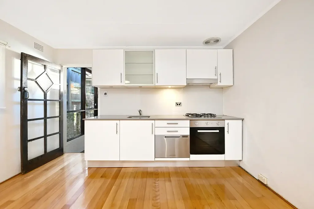 Charming Cottage with Character & Convenience