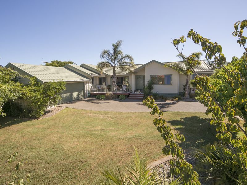 57 Sunny Crescent, Huapai, Auckland - Rodney, 4 rūma, 2 rūma horoi