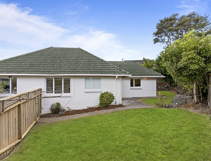 30 Glencoe Road, Browns Bay, North Shore City, 3 Kuwarto, 1 Banyo, House